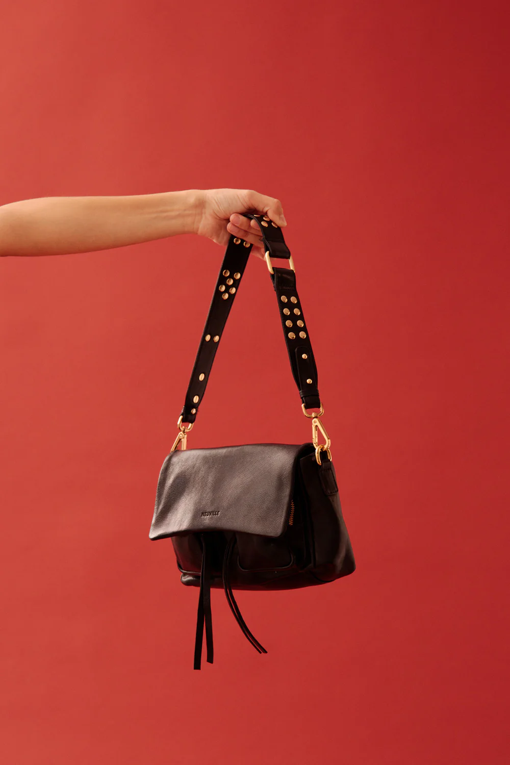 MAXKE BLACK (GOLD) - Image 19